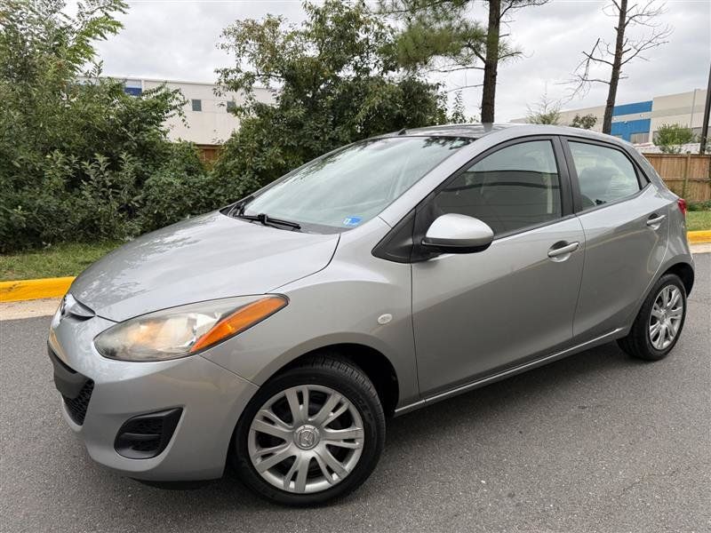 Used 2012 MAZDA MAZDA2 Sport FWD image 4