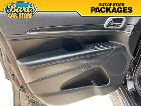 Used 2019 Jeep Grand Cherokee Limited w/ Trailer Tow Group IV AWD/4WD image 24