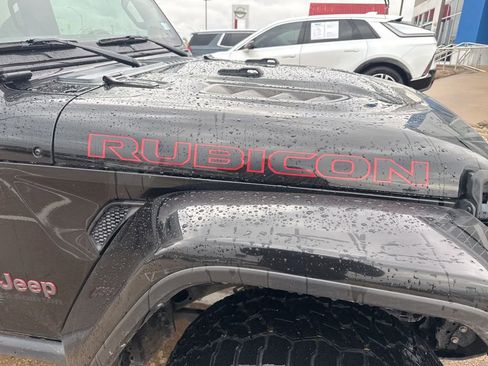 Used 2022 Jeep Gladiator Rubicon w/ Trailer Tow Package image 6