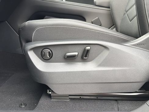 New 2026 Volkswagen Atlas SE FWD image 24