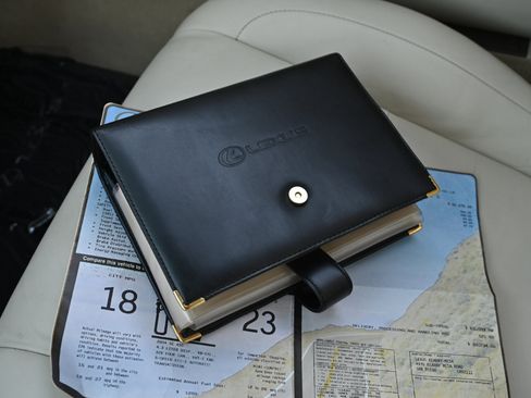 Used 2004 Lexus SC 430 Convertible image 40