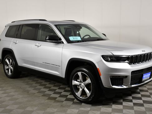 Used 2021 Jeep Grand Cherokee L Limited w/ Trailer Tow Group (B) AWD/4WD image 4