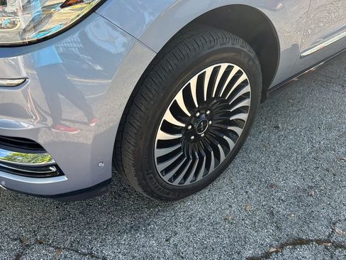 Used 2018 Lincoln Navigator Black Label w/ Cargo Package image 42