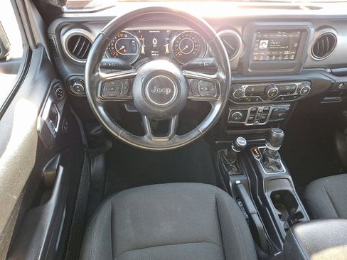 Certified 2020 Jeep Gladiator Sport w/ Quick Order Package 24S image 11