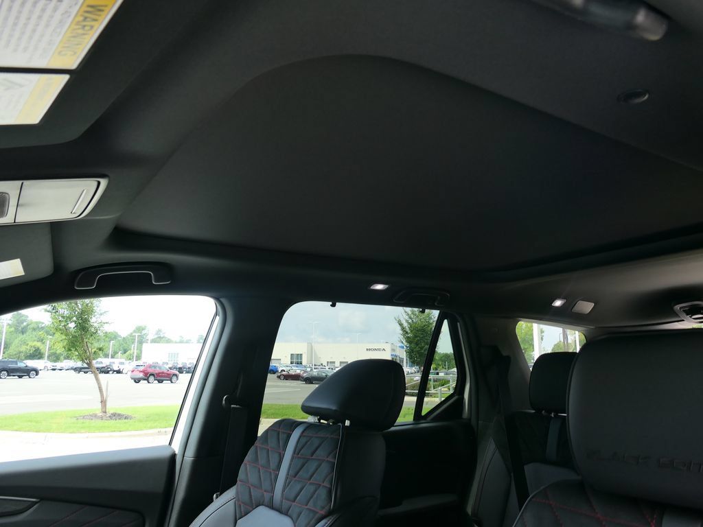New 2026 Honda Pilot Black Edition image 31