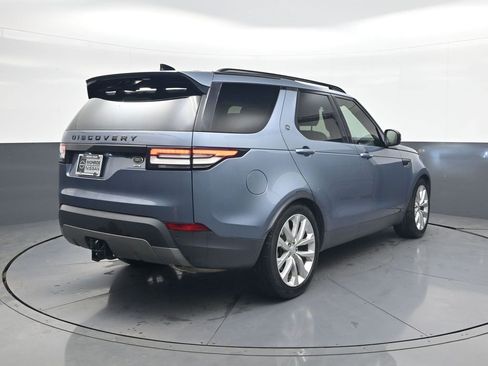 Used 2018 Land Rover Discovery SE image 7