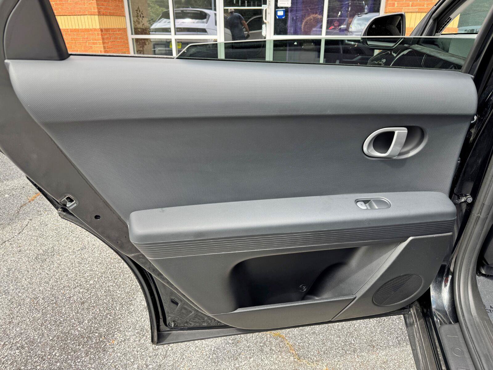 Used 2024 Hyundai Ioniq 5 SEL RWD image 39