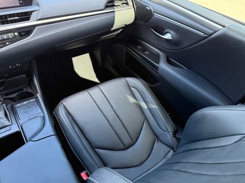 Used 2020 Lexus ES 350 F Sport w/ Accessory Package FWD image 27