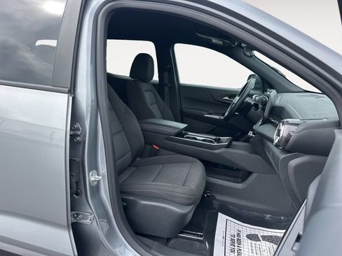 Used 2025 Chevrolet Equinox LT AWD/4WD image 29