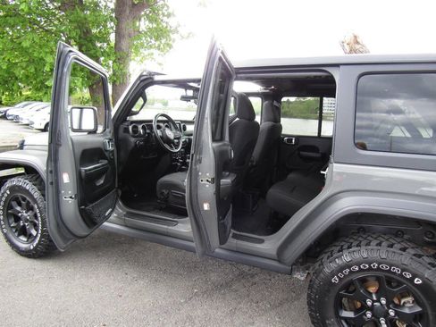 Used 2021 Jeep Wrangler Unlimited Sport AWD/4WD image 25