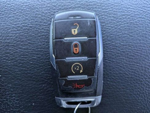 Used 2021 RAM 1500 Big Horn AWD/4WD image 30