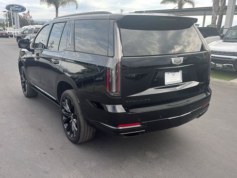 Used 2025 Cadillac Escalade Sport Platinum AWD/4WD image 6