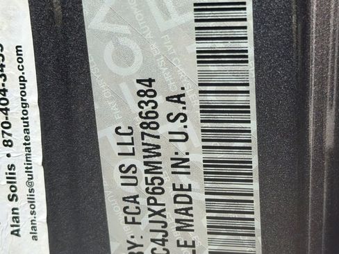 Used 2021 Jeep Wrangler Unlimited Sahara w/ Cold Weather Group image 33