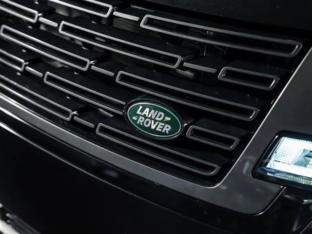 Used 2026 Land Rover Range Rover SE AWD/4WD image 13