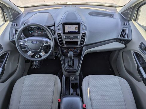 Used 2022 Ford Transit Connect XLT FWD image 18
