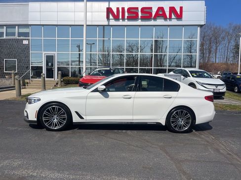 Used 2019 BMW 530i xDrive 530i xDrive w/ M Sport Package image 2