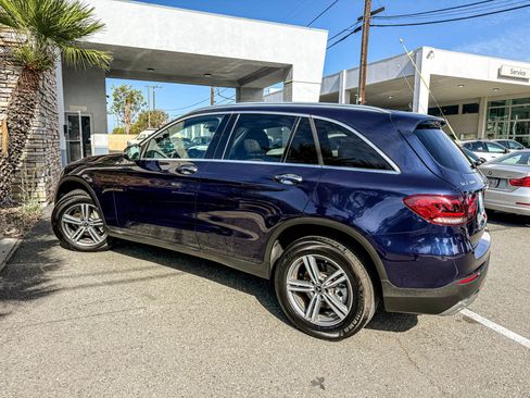 Used 2020 Mercedes-Benz GLC 300 4MATIC w/ Premium Package image 3