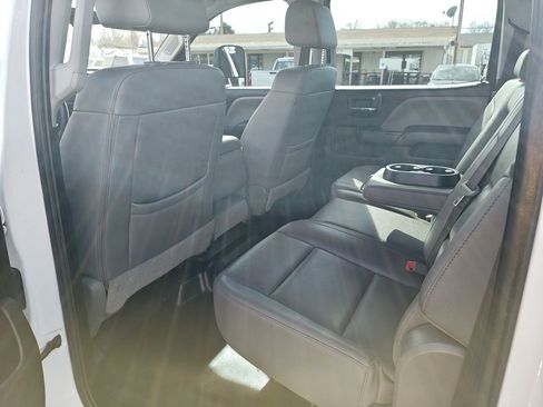 Used 2018 Chevrolet Silverado 3500 W/T w/ Snow Plow Prep Package AWD/4WD image 10
