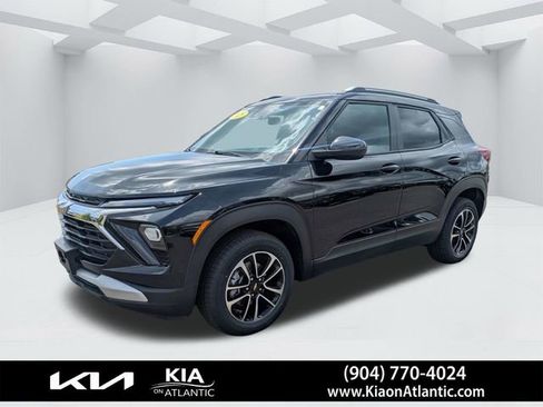 Used 2025 Chevrolet TrailBlazer LT AWD/4WD image 7