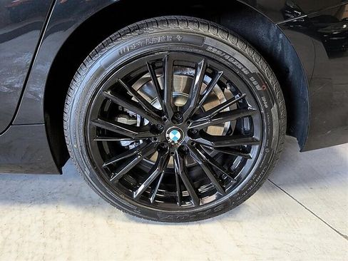 Used 2023 BMW 330i xDrive Sedan w/ Premium Package AWD/4WD image 14
