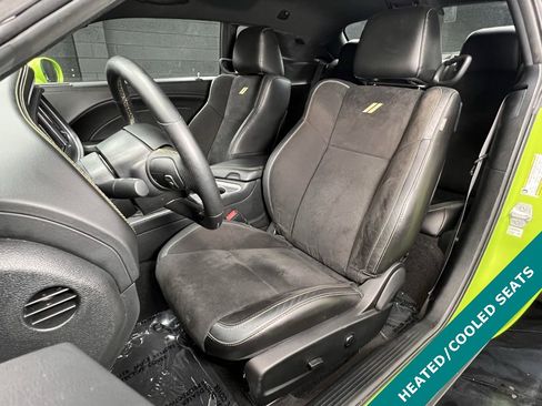 Used 2023 Dodge Challenger R/T Scat Pack image 3