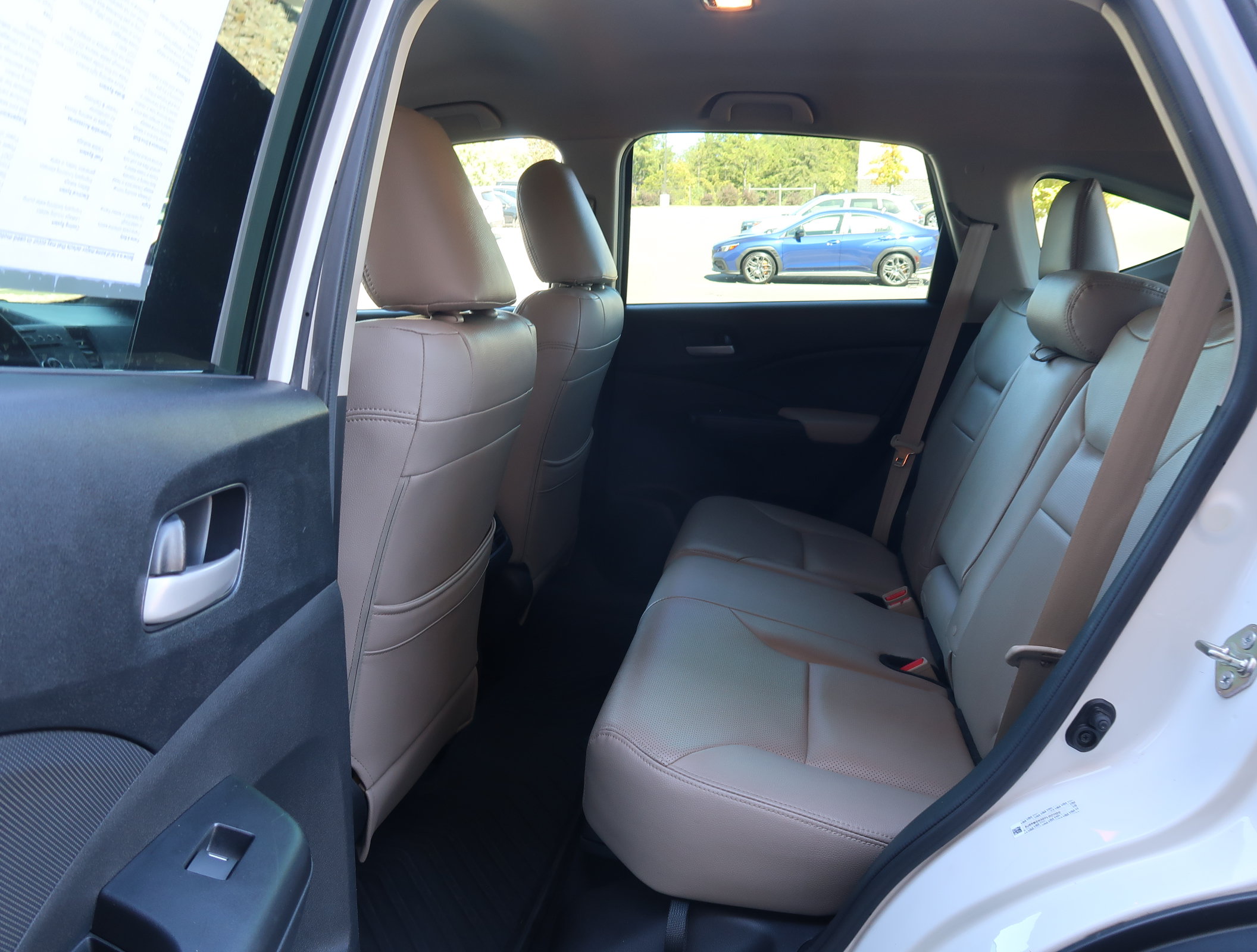 Used 2015 Honda CR-V LX image 30