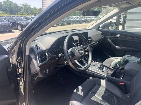 Used 2020 Audi Q5 2.0T Premium w/ Convenience Package AWD/4WD image 15