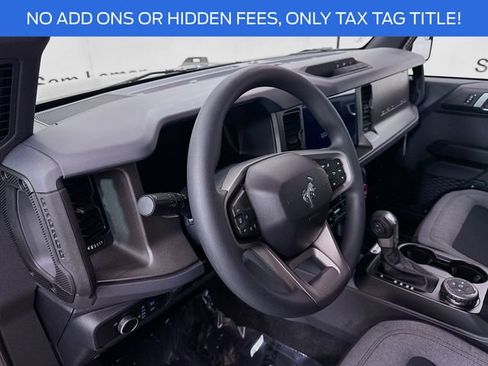 New 2025 Ford Bronco 4-Door image 9