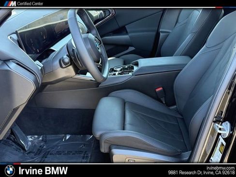 Used 2025 BMW X3 xDrive30i w/ Premium Package image 18