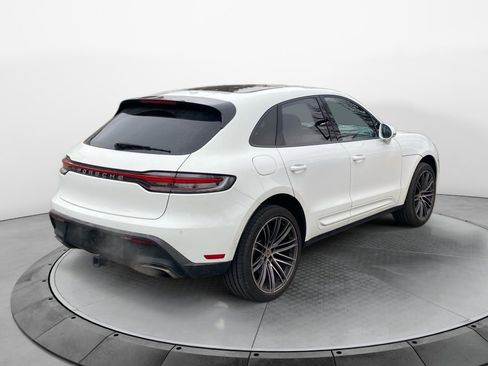 Used 2023 Porsche Macan image 7