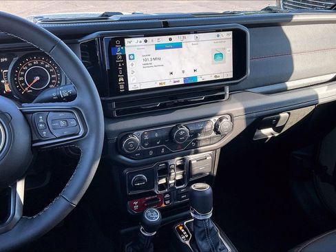 New 2026 Jeep Gladiator Rubicon AWD/4WD image 8