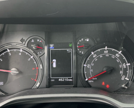Used 2022 Toyota 4Runner SR5 Premium w/ Moonroof Package AWD/4WD image 7