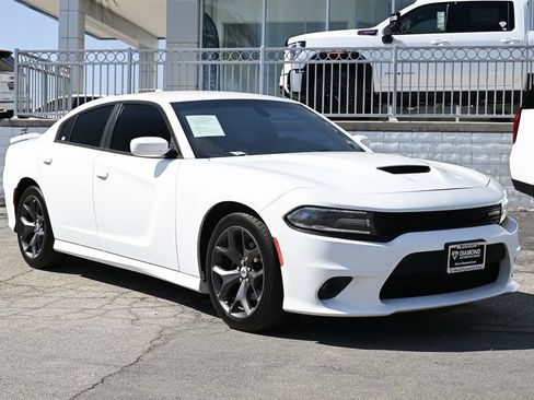 Used 2019 Dodge Charger GT RWD image 2