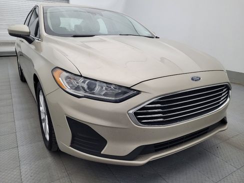Used 2019 Ford Fusion SE FWD image 13