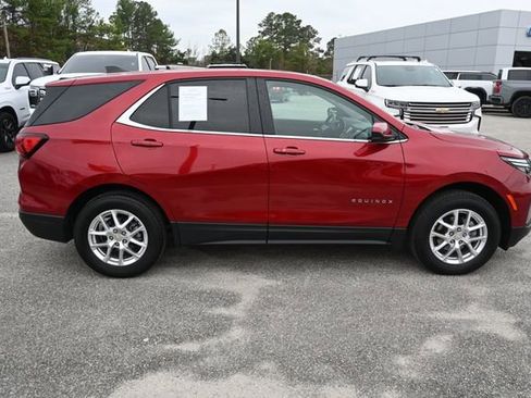 Used 2024 Chevrolet Equinox LT image 6