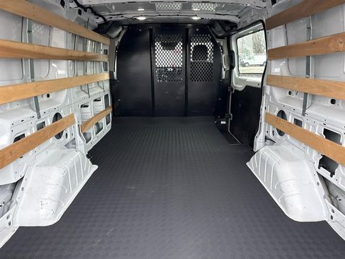 Used 2024 Ford Transit 250 Low Roof w/ Exterior Upgrade Package image 19
