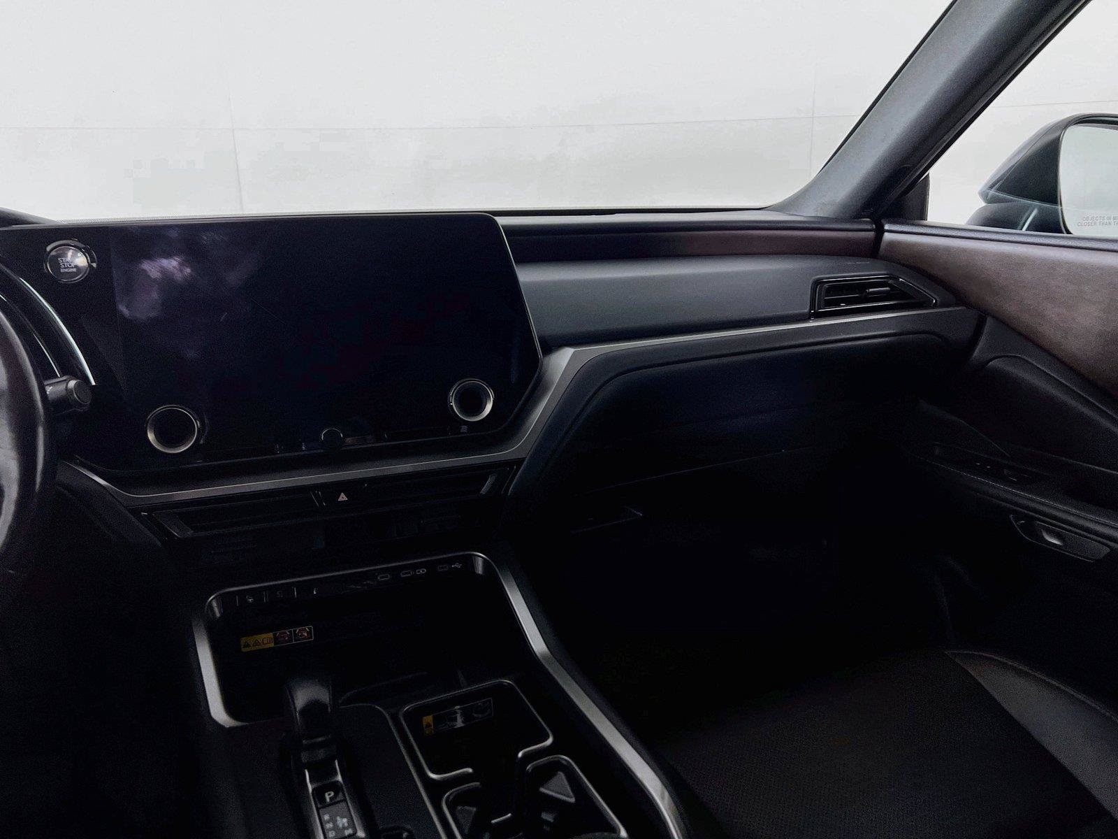 Used 2024 Lexus TX 350 AWD w/ Captains Chair Package image 24