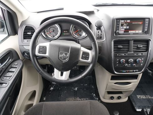 Used 2017 Dodge Grand Caravan SE w/ Power Window Group image 20