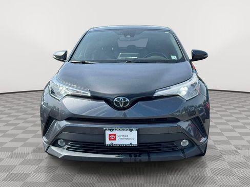 Used 2019 Toyota C-HR Limited FWD image 2