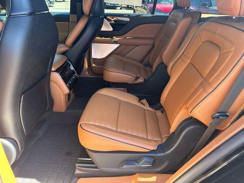New 2025 Lincoln Aviator Black Label AWD/4WD image 21