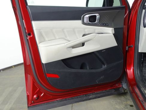 Used 2022 Kia Sorento SX image 19