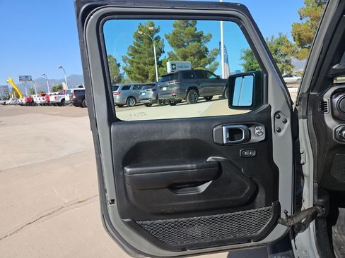 Used 2021 Jeep Wrangler Unlimited Sport AWD/4WD image 12