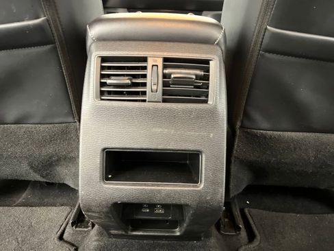 Used 2023 Mitsubishi Outlander SE image 23