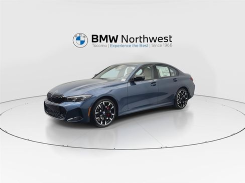New 2026 BMW 330i xDrive Sedan w/ M Sport Package AWD/4WD image 9