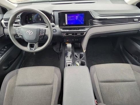 Used 2025 Toyota Camry LE FWD image 13