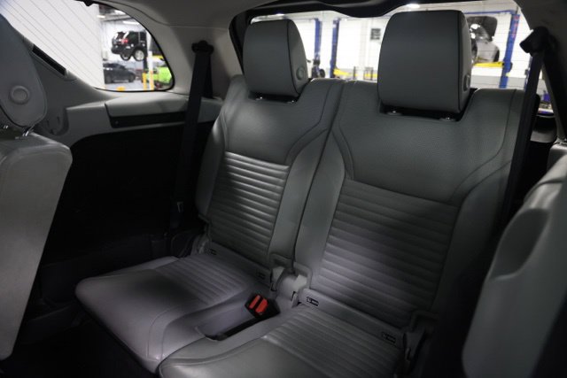 Used 2019 Land Rover Discovery HSE Luxury AWD/4WD image 39