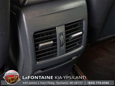 Used 2019 Mercedes-Benz GLA 250 image 28