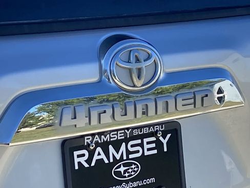 Used 2011 Toyota 4Runner Limited image 11