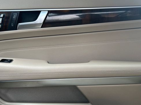 Used 2014 Mercedes-Benz E 350 Cabriolet image 38