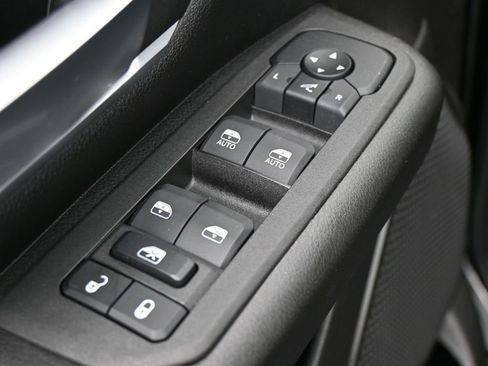 Used 2025 RAM 1500 Big Horn image 14